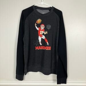 PM II Patrick Mahomes Quarterback Jumbo Graphic Crewneck Sweatshirt Gray Size L